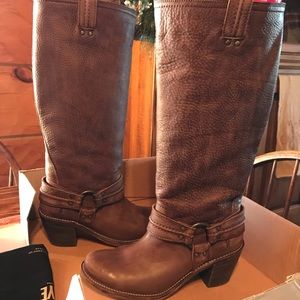 Frye Carmen Harness Tall